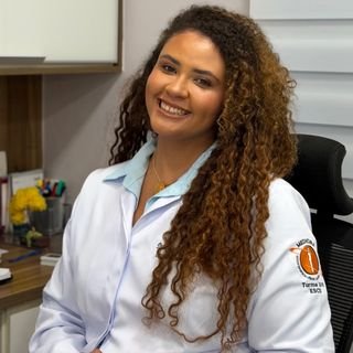 Dra. Genésia Regina Soares Pereira