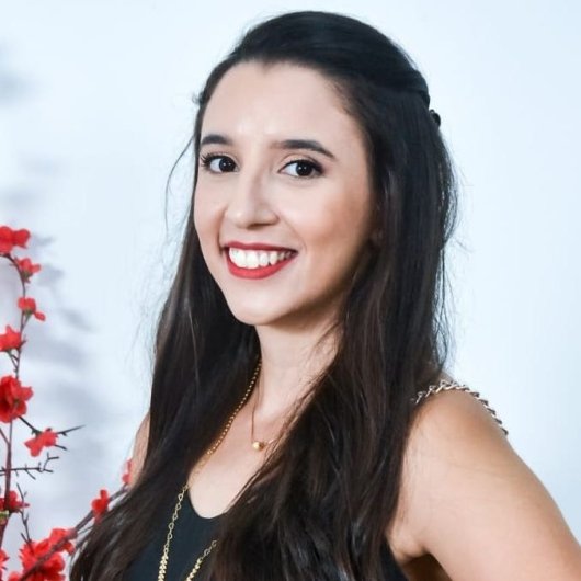 Dra. Isabella Camaor Moreira Lima