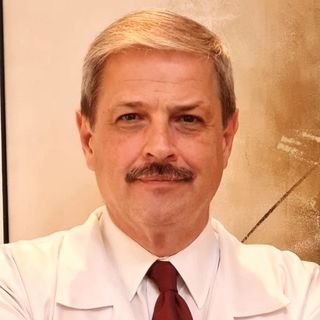 Dr. Rogerio Mattos Hochheim