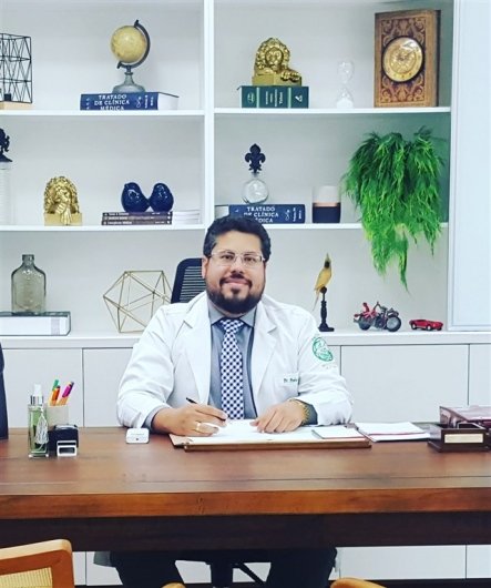 Dr. Pedro Nabuth