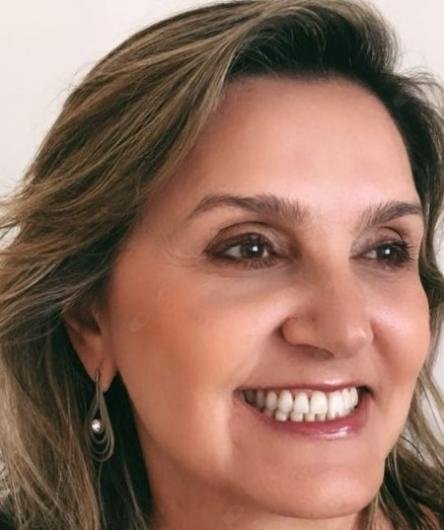 Dra. Neide De Barros