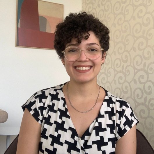 Prof. Mariana Colombo