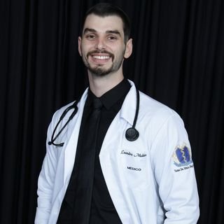 Dr. Leandro Medeiros