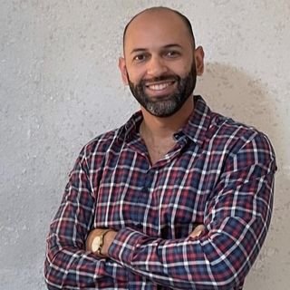 Dr. Wevelin Matos