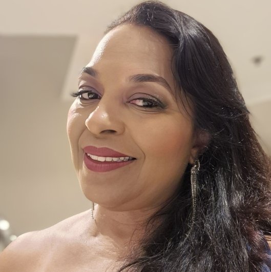Dra. Yagnes Lima Mattos