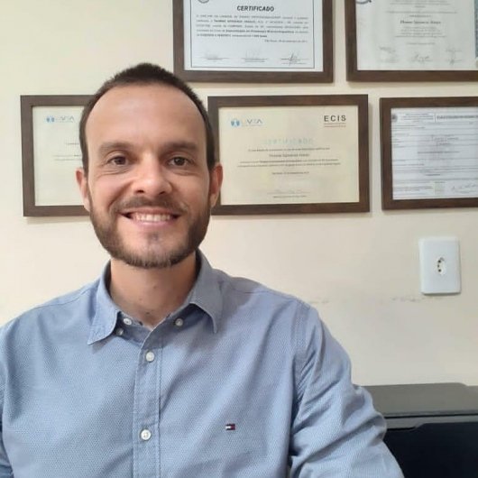 Dr. Thomas Speranza Araujo