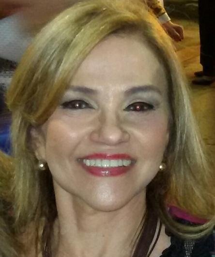 Vania Campos