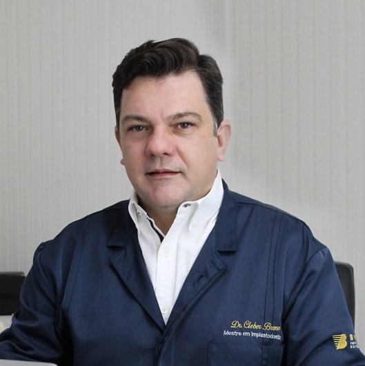 Dr. Cleber Brene