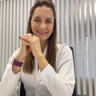 Dra. Carla Pacheco Lacerda Silva