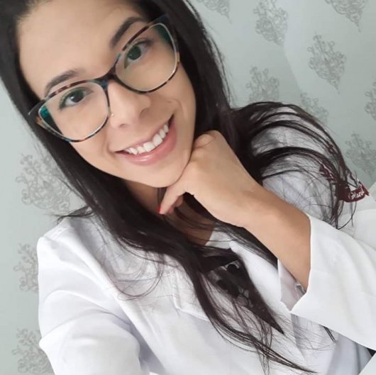 Dra. Suelen Marins