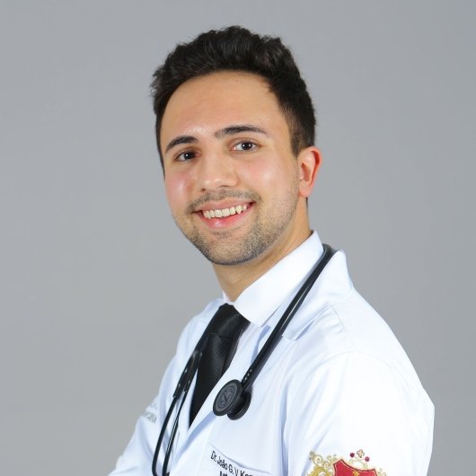 Dr. João Gabriel Vicentini Karvat