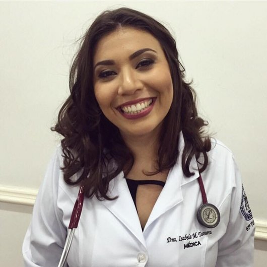 Dra. Isabela Tavares