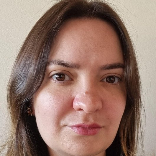 Dra. Ana Paula Alvarenga Teodoro
