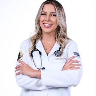 Dra. Gabriela de Paula Moreira
