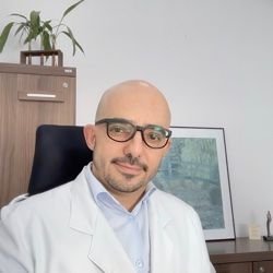 Dr. Henrique de Souza Oliveira Santos