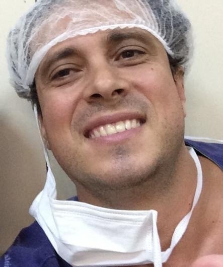 Dr. Mauricio Bechara Noviello