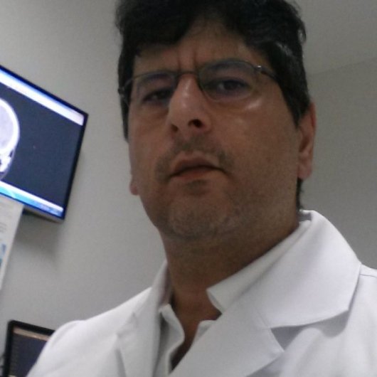 Dr. Eduardo Esber