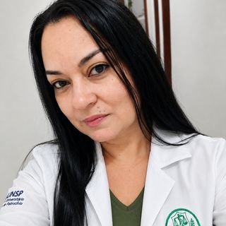 Dra. Esdra Eide