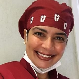 Dra. Cláudia Mercês de Mendonça