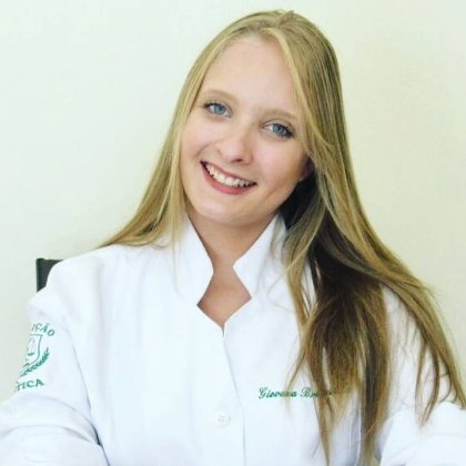 Dra. Giovana Brambilla