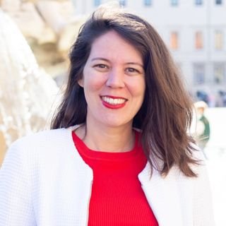 Dra. Cristiane Bremenkamp Cruz