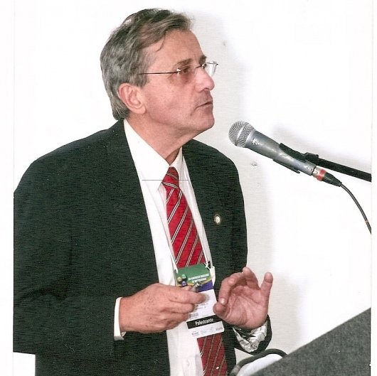 Dr. Waldir Cunha Junior