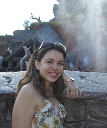 Isis Gabriela Costa Pinto Novais
