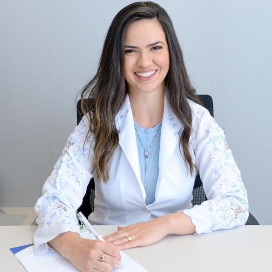 Dra. Thaís Carvalho Coutinho