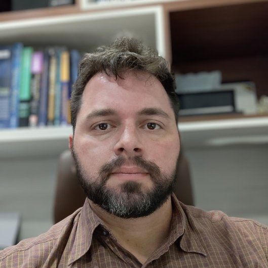 Dr. Jesse Ely Barros Silveira Junior