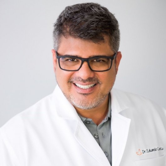 Dr. Eduardo Costa