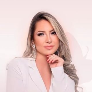 Dra. Roberta Andrade Oliveira Silva .