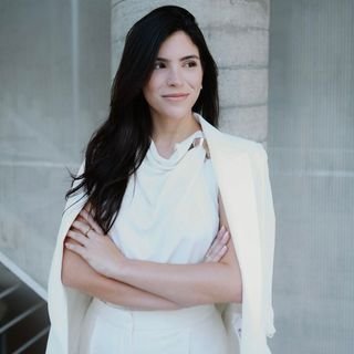 Dra. Andressa Quinet