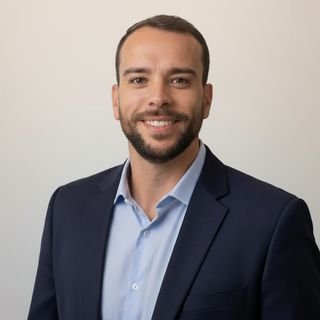 Dr. Maximiliano Pires