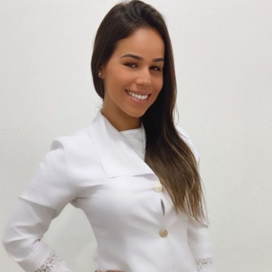 Dra. Manuela Trevisan Gomes de Oliveira