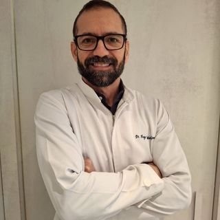 Dr. Hugo Rocha Gomes
