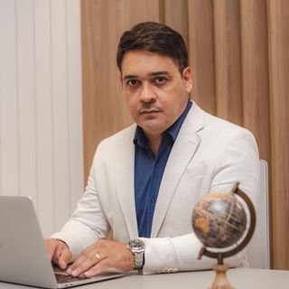 Dr. Dávison Fernandes