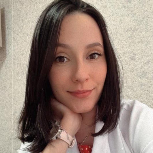 Prof. Amanda Regina Bertão