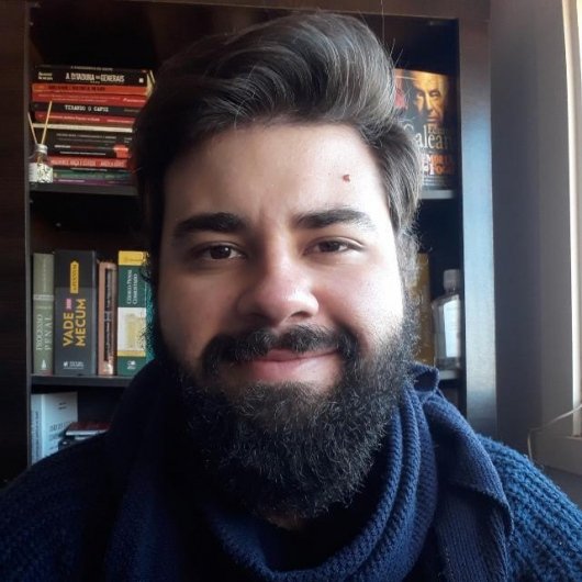 Dr. Rodrigo Fernandes Teixeira