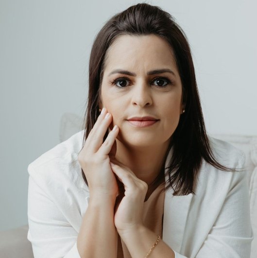 Dra. Cíntia Mendes de Assis