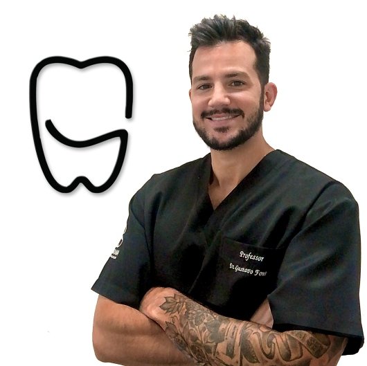Dr. Gustavo Fontana