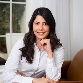 Dra. Beatriz Queiroz dos Santos