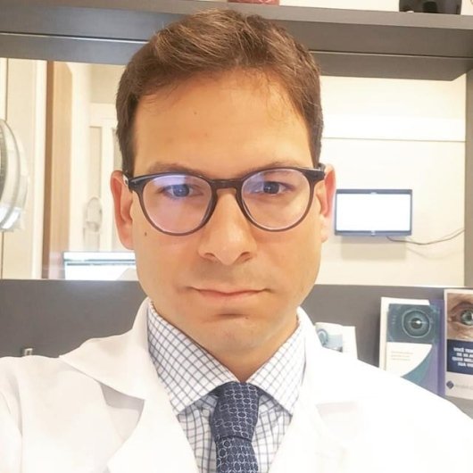 Dr. Vinicius Cidral Correa