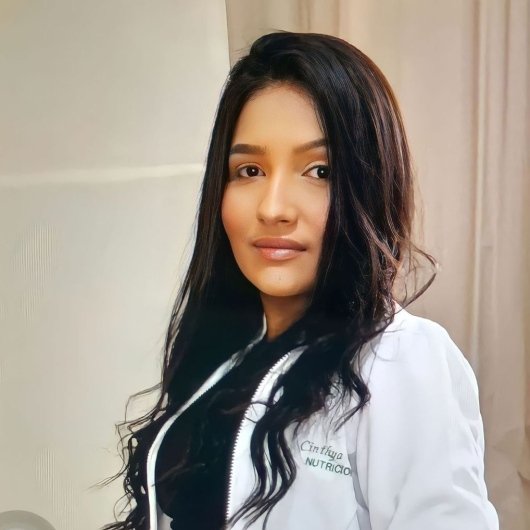 Prof. Cinthya de Queiroz