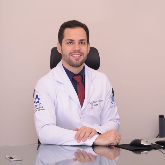 Dr. Diogo Silveira