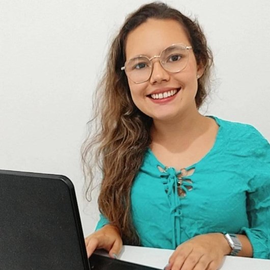 Dra. Andressa Mello
