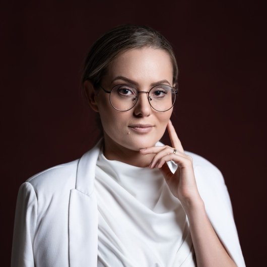 Dra. Monique Nascimento