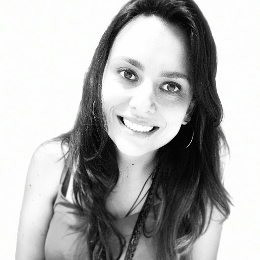 Dra. Aline Cerbino