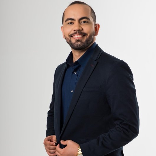 Dr. Hugo Lima