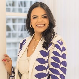 Dra. Fernanda Leticia Cavalcante