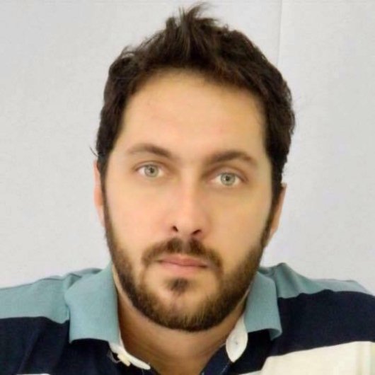 Dr. Gustavo Ranieri